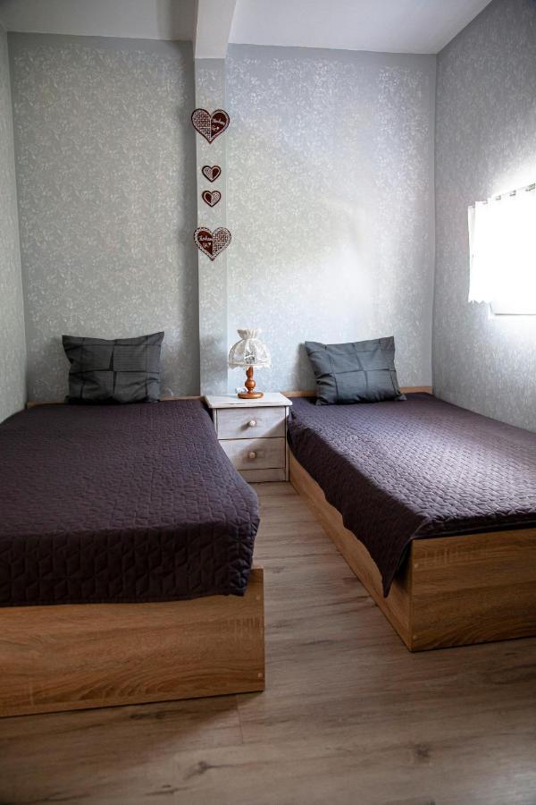 Apartamenty W Starym Kinie Свєрадув-Здруй Екстер'єр фото